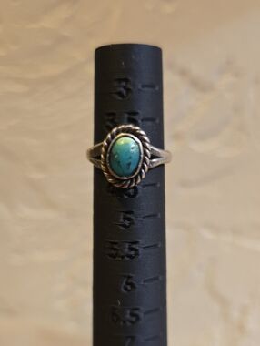 Vintage Turquoise Oval Ring - Green-Blue Stone